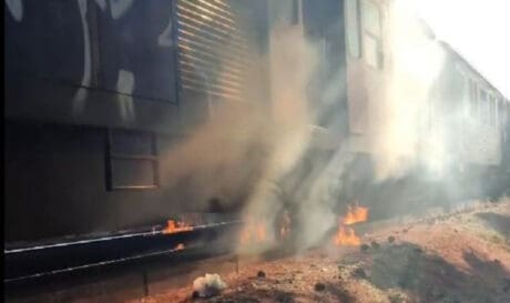 φωτιά συρμός