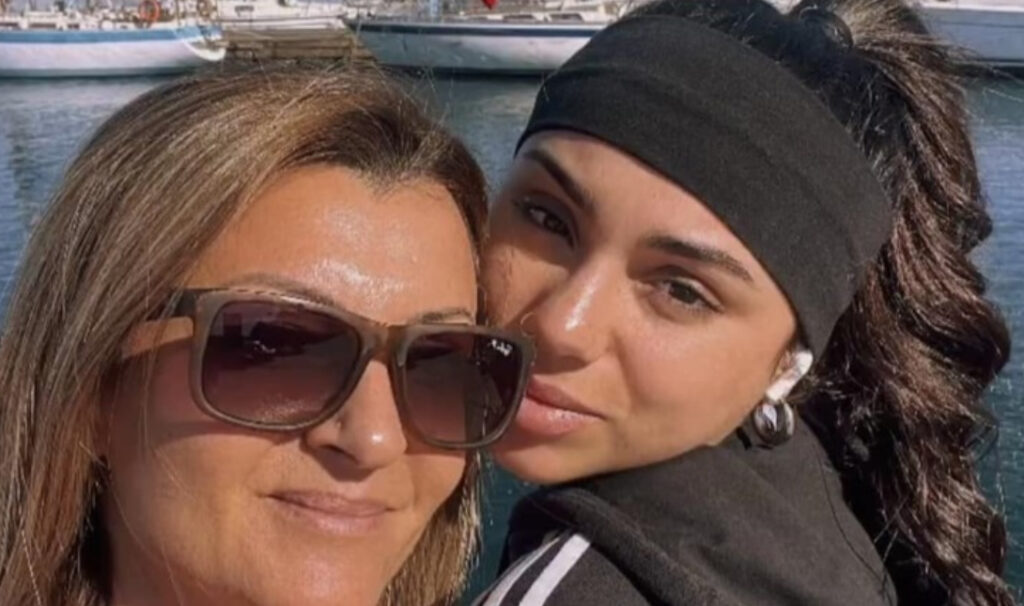 Κέλλυ Καμπάκη