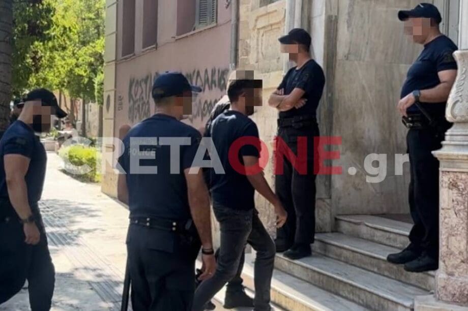 ξυλόδαρμός Ελληνοκαναδού