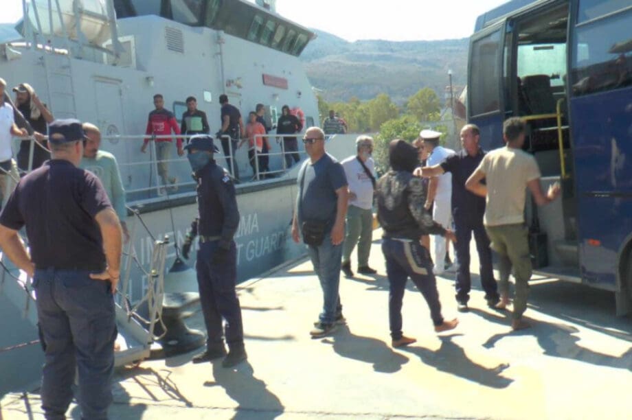 μετανάστες