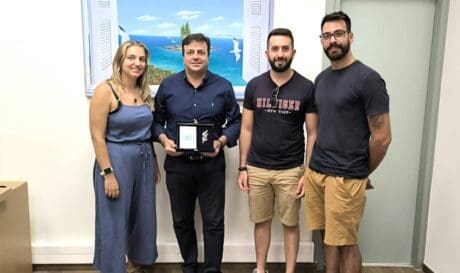 Αντιπροσωπεια διοργανωσης κρυμμενου