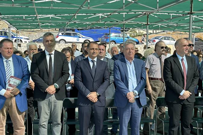 Μαξιμος Σενετακης 