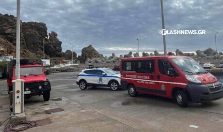 Τραγωδία στο Φαράγγι της Σαμαριάς: Βίντεο από τη στιγμή που μεταφέρεται η σορός της άτυχης τουρίστριας