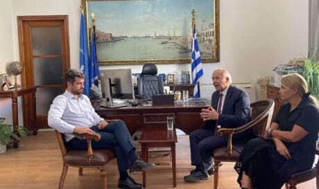Στο Δημαρχείο Χανίων ο Υφυπουργός Ναυτιλίας και Νησιωτικής Πολιτικής, Στέφανος Γκίκας