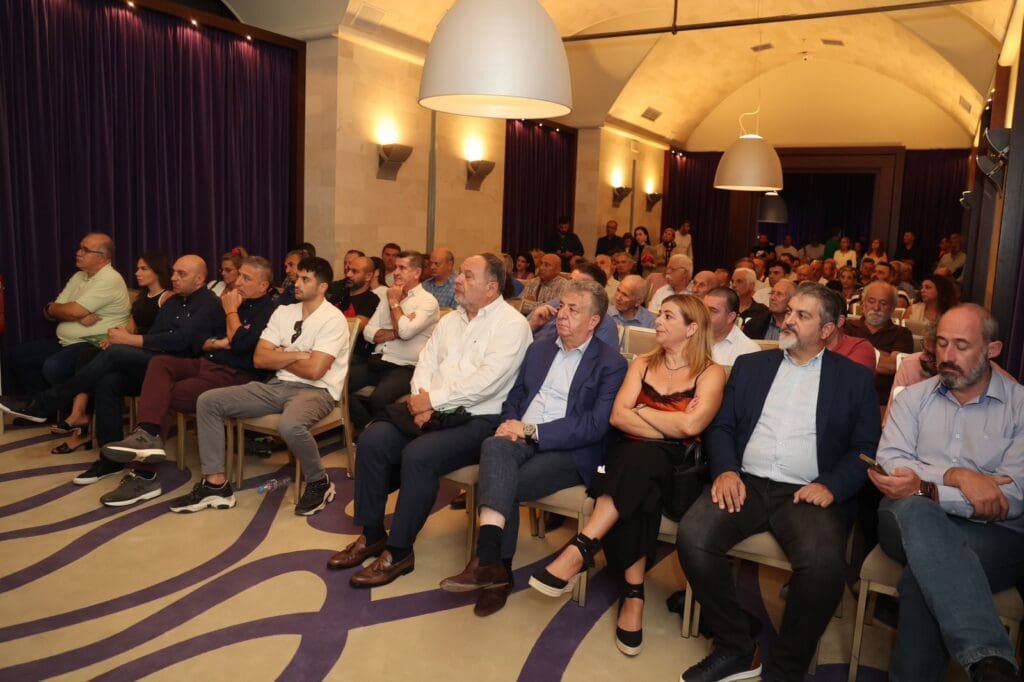 Μιχαλης Κατρινης