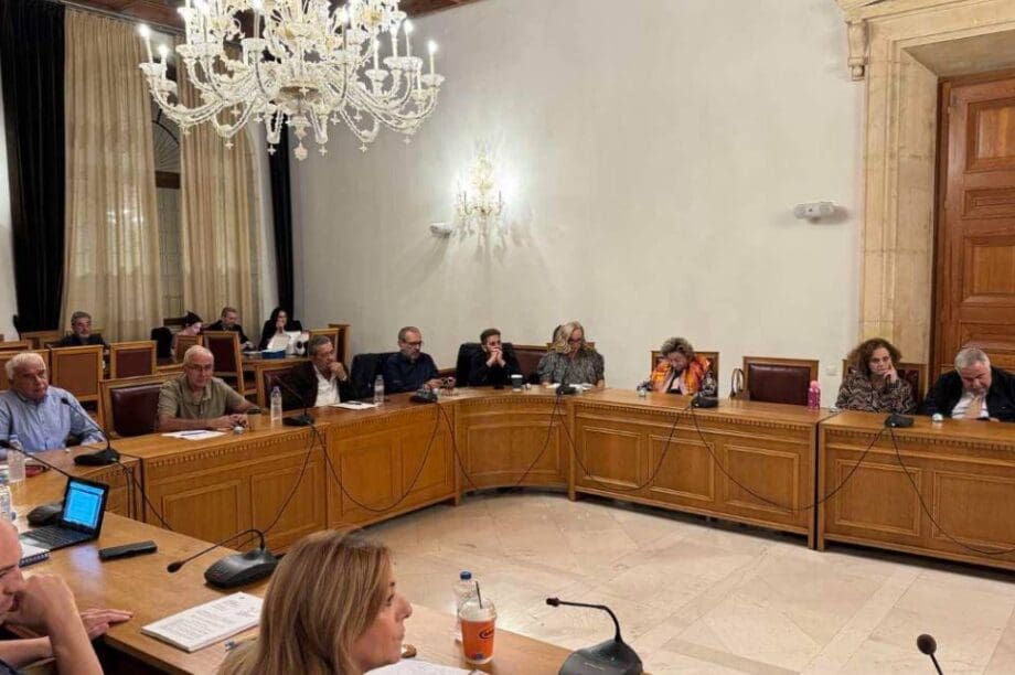 δημοτικο συμβουλιο