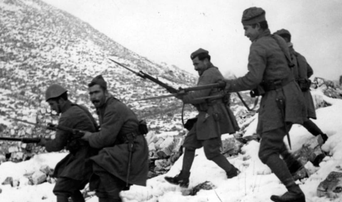 επος 40
