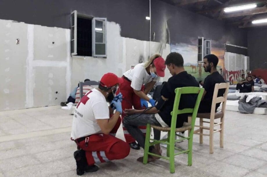 Εθελοντές του Περιφερειακού Τμήματος Ηρακλείου του Ελληνικού Ερυθρού Σταυρού