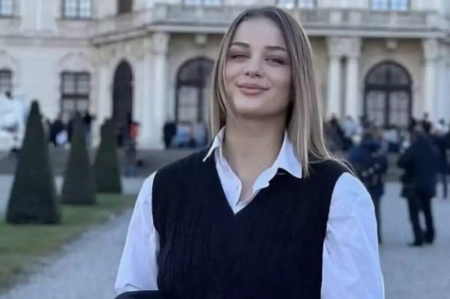 Τέμπη Κλαούντια Λάτα