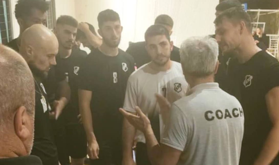 αχαια οφη