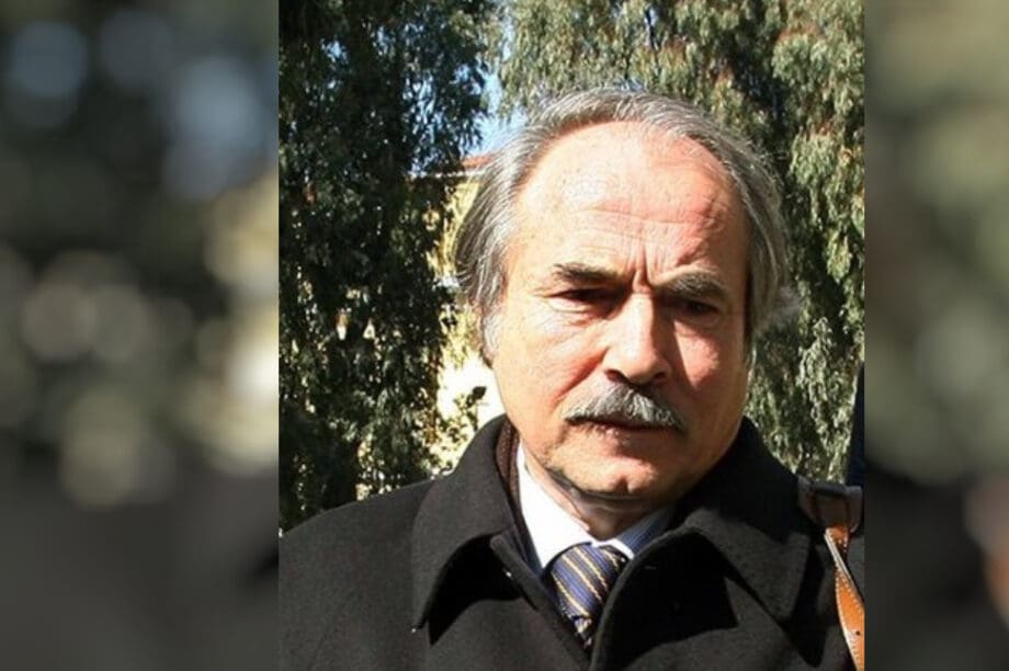Παπαδατος