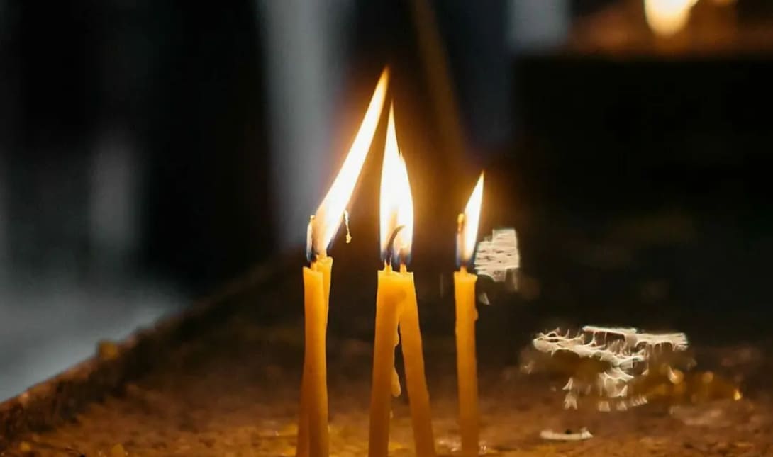 πένθος κεριά Θρήνος μνημόσυνο