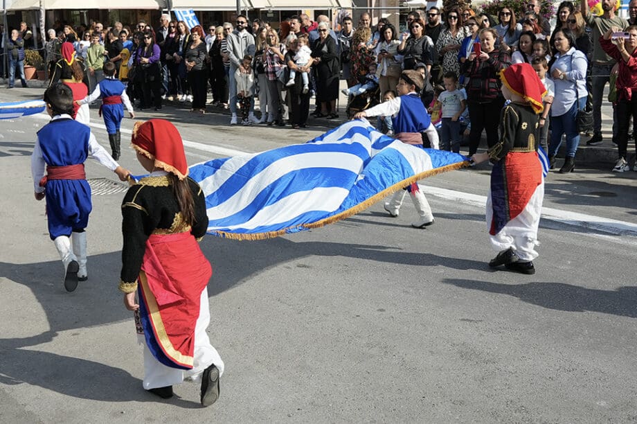 παρελαση 28 οκτωβριου αλικαρνασσό