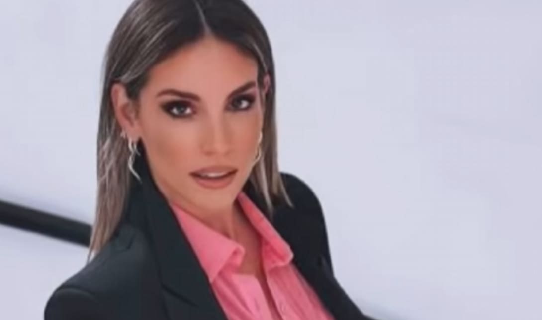 αθηνα οικονομακου