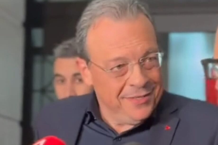 σωκρατης φαμελλος
