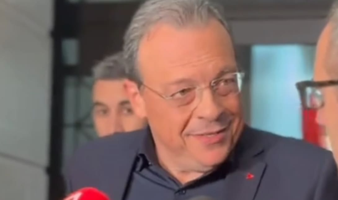 σωκρατης φαμελλος