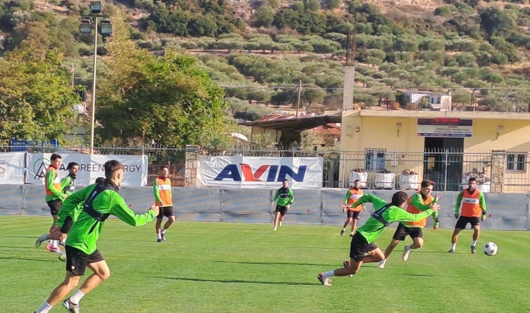 Γιούχτας