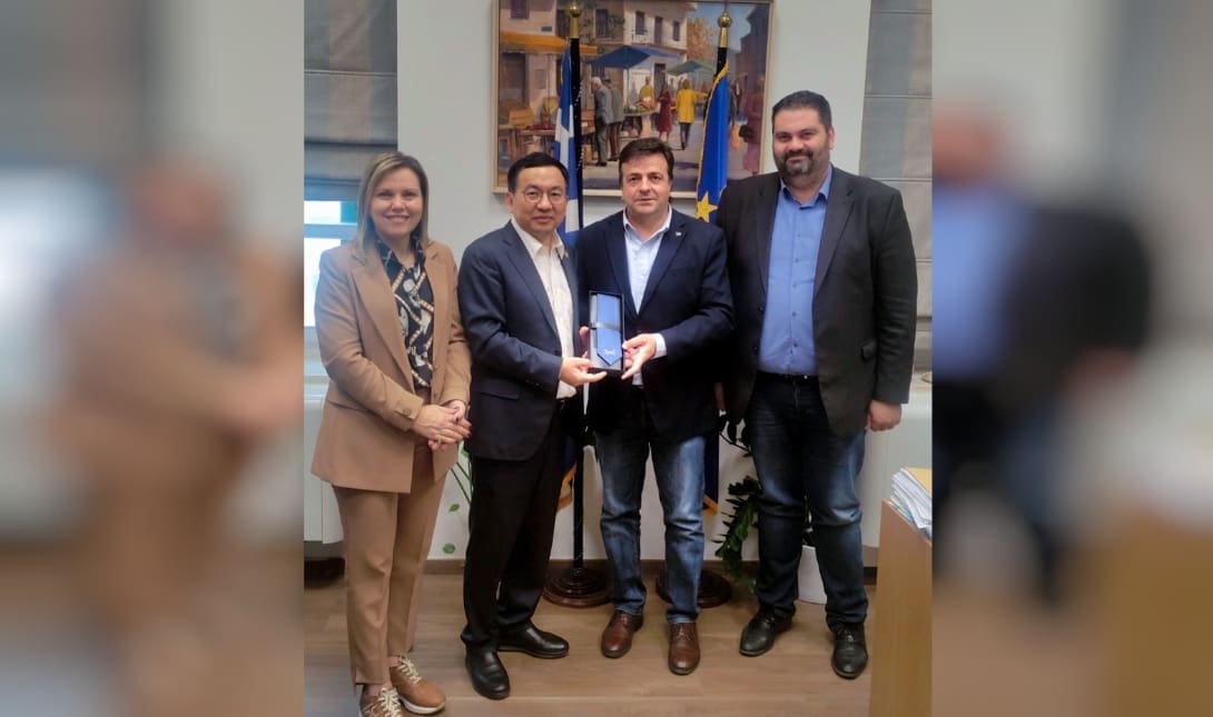 Κινεζος πρεσβης περιφερεια
