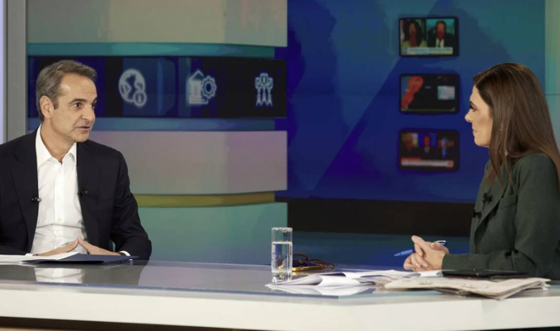 Ο πρωθυπουργός Κυριάκος Μητσοτάκης και η Φαίη Μαυραγάνη