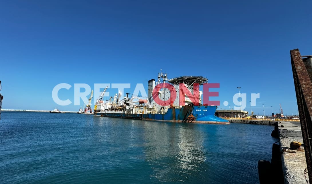τα θηριώδη πλοία που εκτελούν την ηλεκτρική διασύνδεση Κρήτης - Αττικής