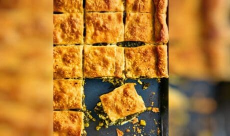 σπανακοτυροπιτα