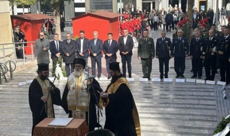 Χάρης Μαμουλάκης