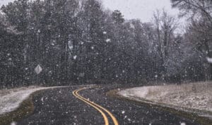 Έφτασαν τα πρώτα χιόνια στην Κρήτη! (φωτογραφίες)