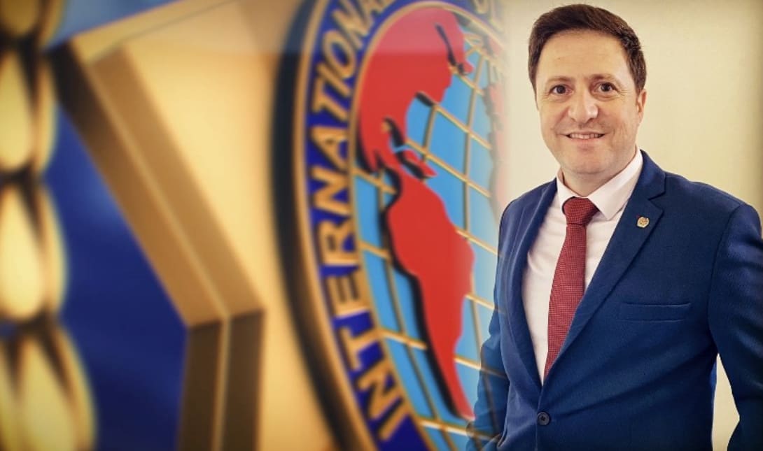 Κώστας Φραγκάκης