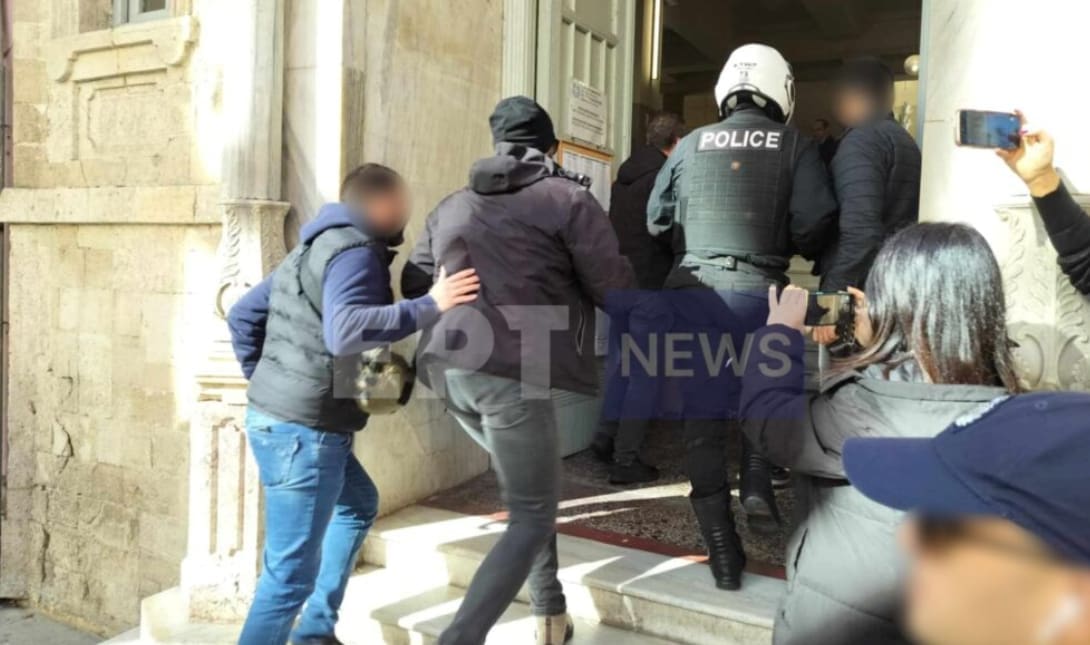 ΓΑΛΛΟΣ ΔΙΚΑΣΤΗΡΙΑ ΑΝΩΠΟΛΗ