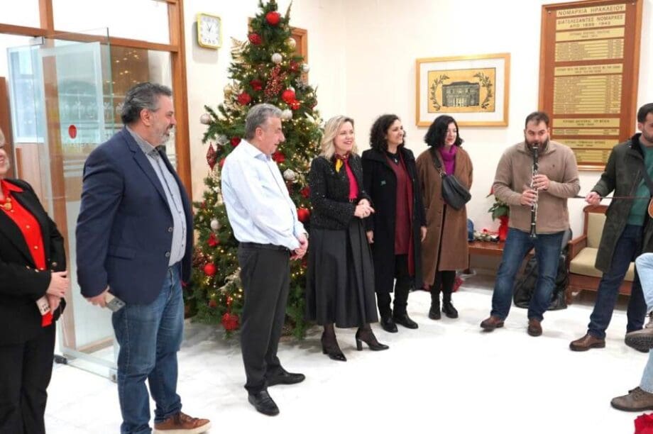 κάλαντα αρναουτακης