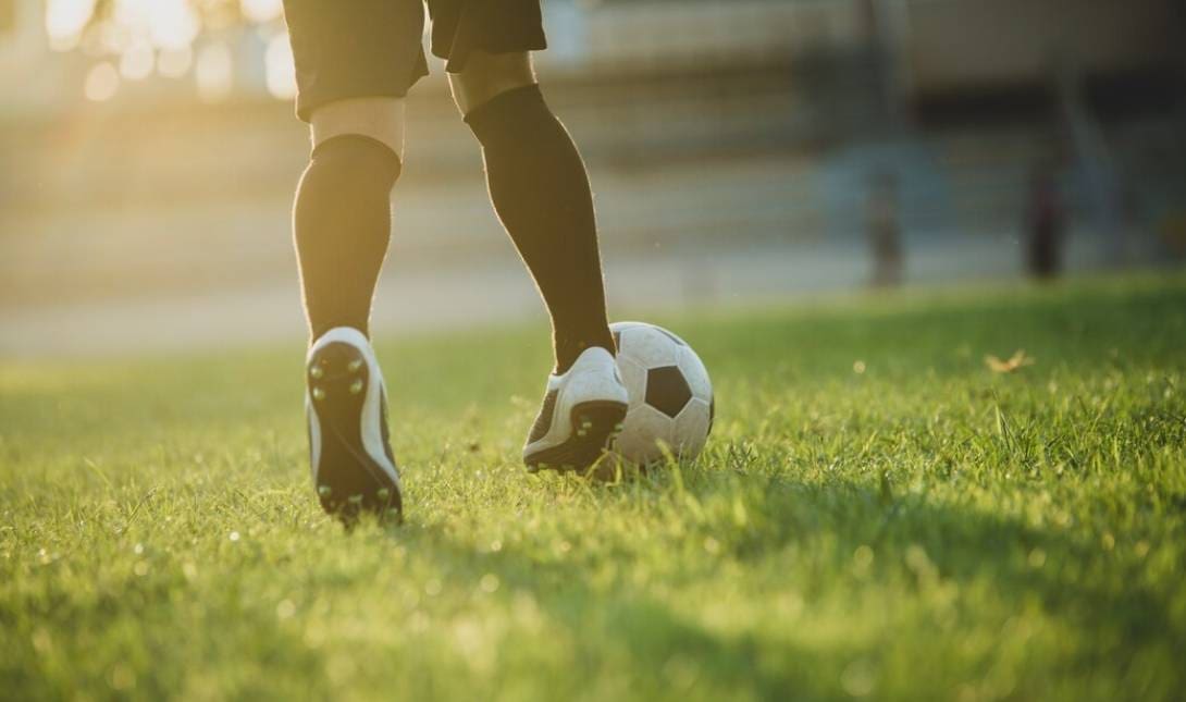 ποδόσφαιρο μπάλα Super League IFAB: Επίσημοι οι νέοι κανόνες