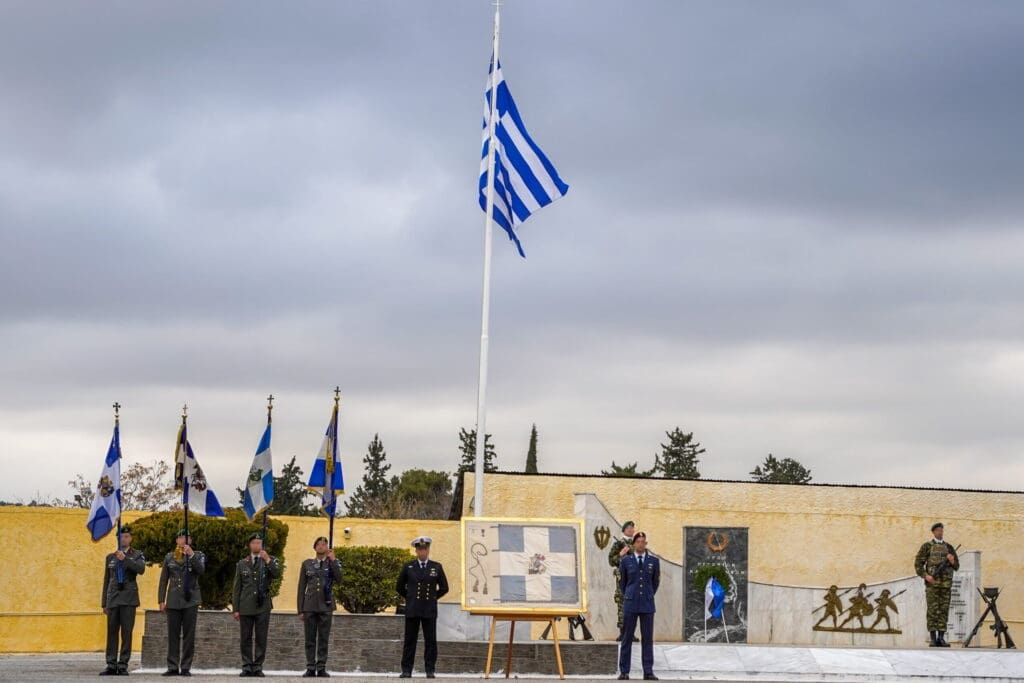 Ο Γεώργιος Μανουράς - με το βαρύ όνομα - νέος διοικητής στη ΔΕΠ
