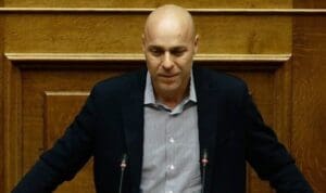 O γάμος του βουλευτή έγινε γνωστός από το… πόθεν έσχες