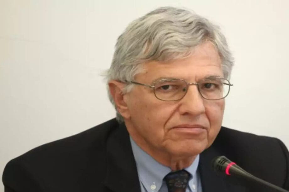 Τάσος Γιαννίτσης