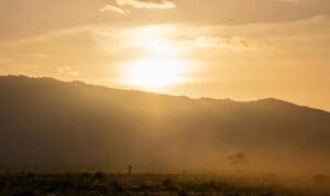 «Κόκκινος συναγερμός» στην Κρήτη: Αιωρούμενα σωματίδια με επικίνδυνο τοξικό φορτίο