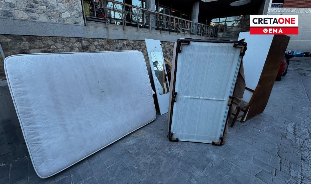 Ντρέπεται και... η ντροπή με τα αίσχη έξω από το Πολιτιστικό