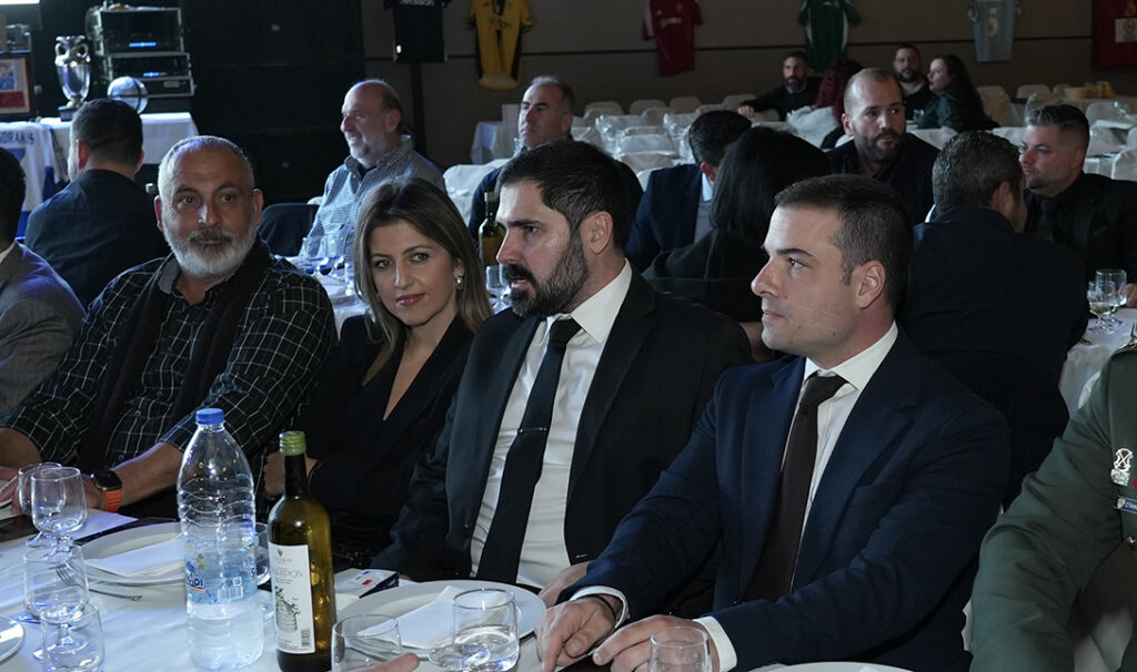 Τιμήθηκε ο Αντώνης Καράτζης για την προσφορά του στον αθλητισμό