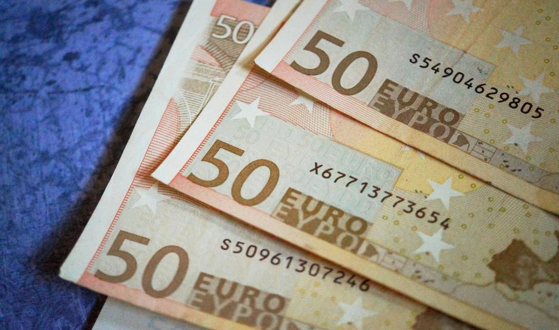 χρήματα