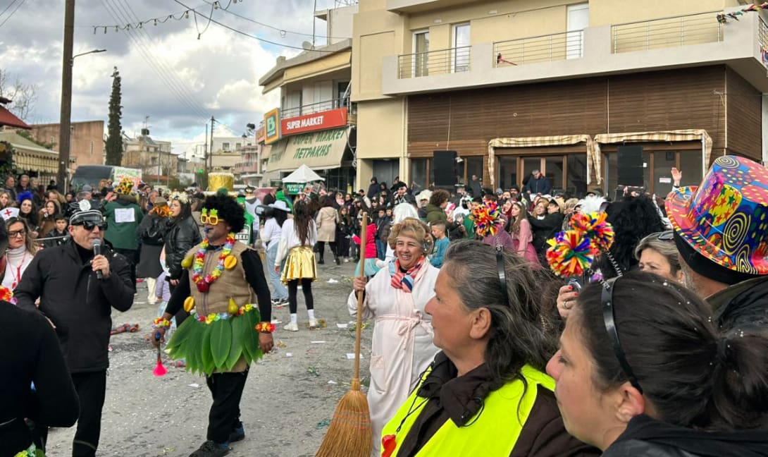 Ξεχείλιζε κέφι και φαντασία το Καστελιανό Καρναβάλι