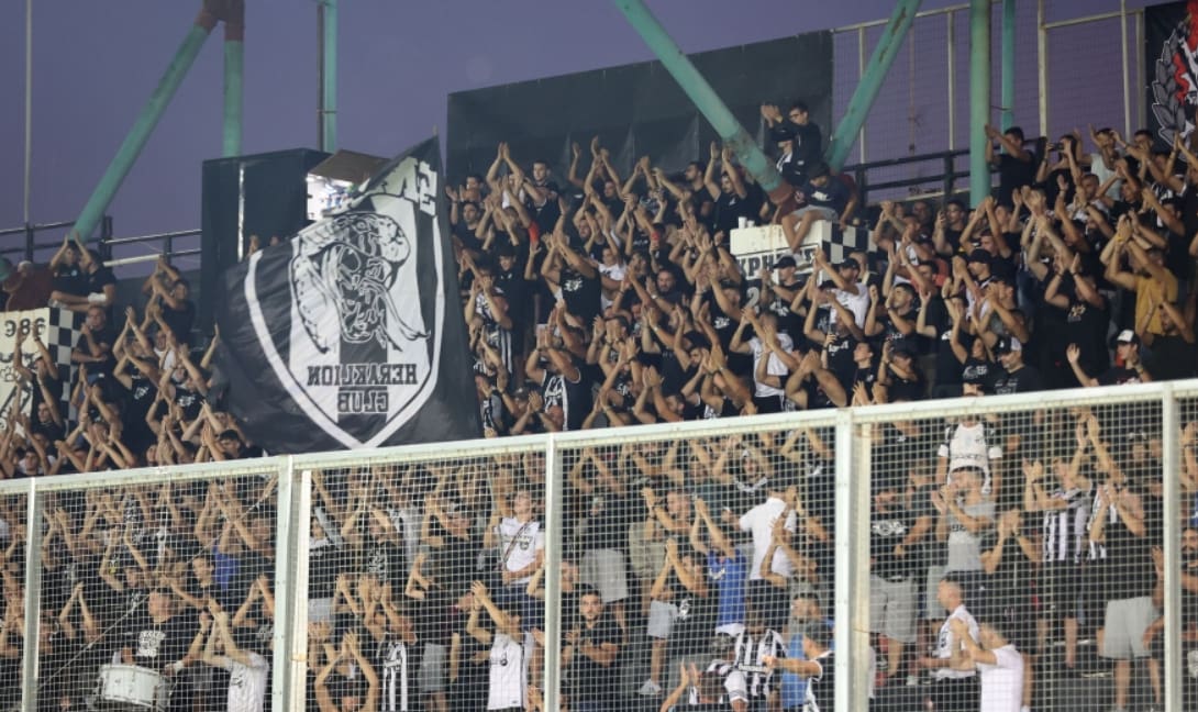 ΟΦΗ ΚΟΣΜΟΣ θύρα 4