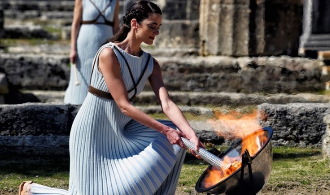αρχαία ελλάδα αρχαίοι λαμπαδηδρομία ολυμπία φλόγα αφη