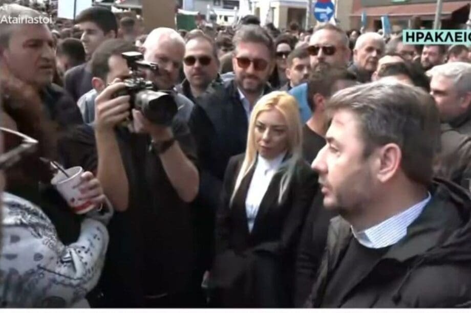 ΝΙΚΟΣ ΑΝΔΡΟΥΛΑΚΗΣ
