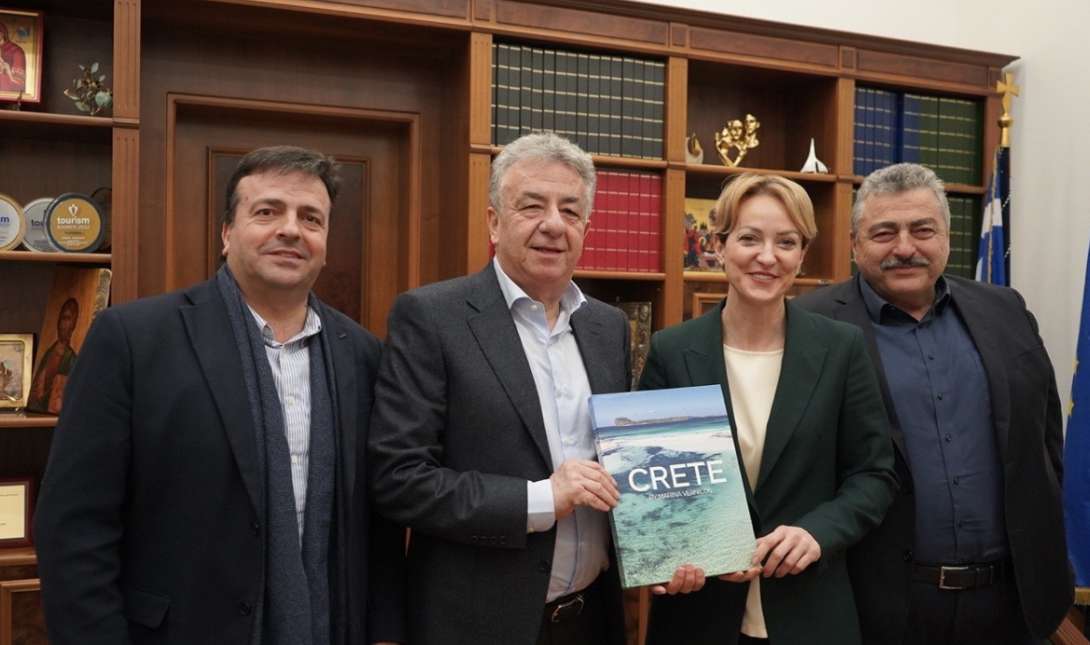 Σταύρος Αρναουτάκη