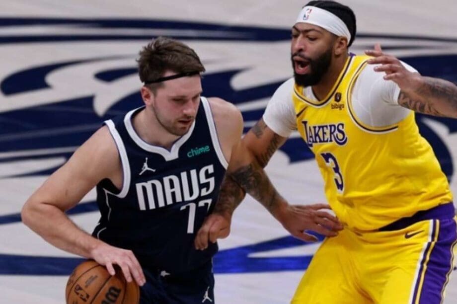 Ντόντσιτς Ντέιβις NBA