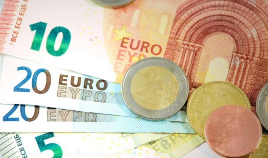 ΧΡΗΜΑΤΑ ΕΥΡΩ ΜΙΣΘΟΣ δημόσιο αναδρομικά