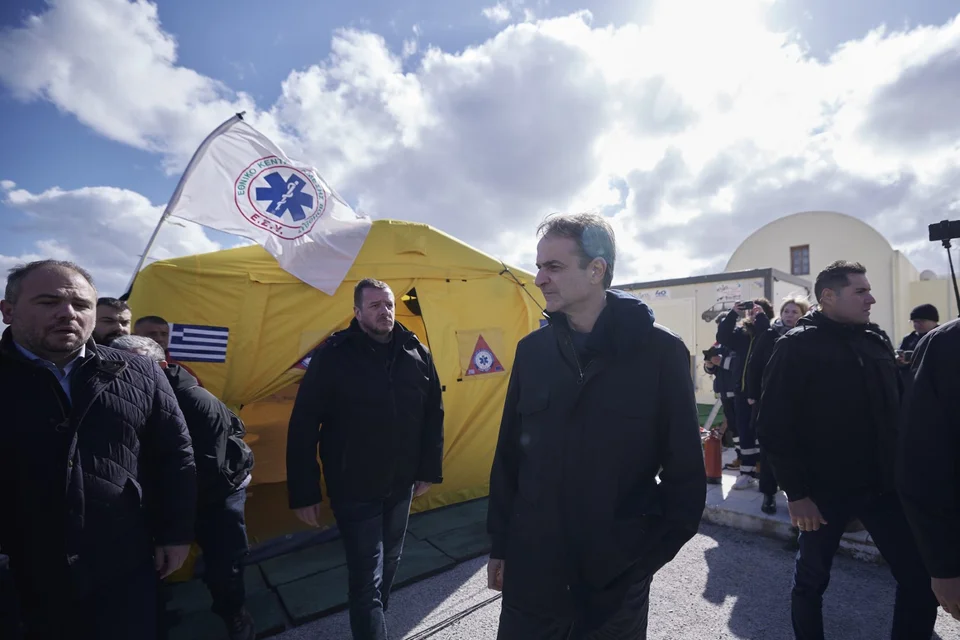 Μητσοτάκης από Σαντορίνη