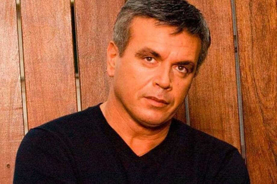 Μανώλης Λιδάκης