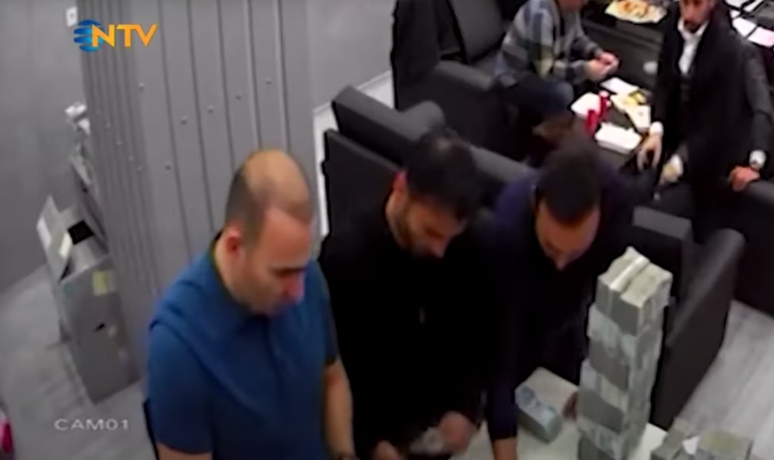 Ιμάμογλου: Το βίντεο που οδήγησε στη σύλληψή του
