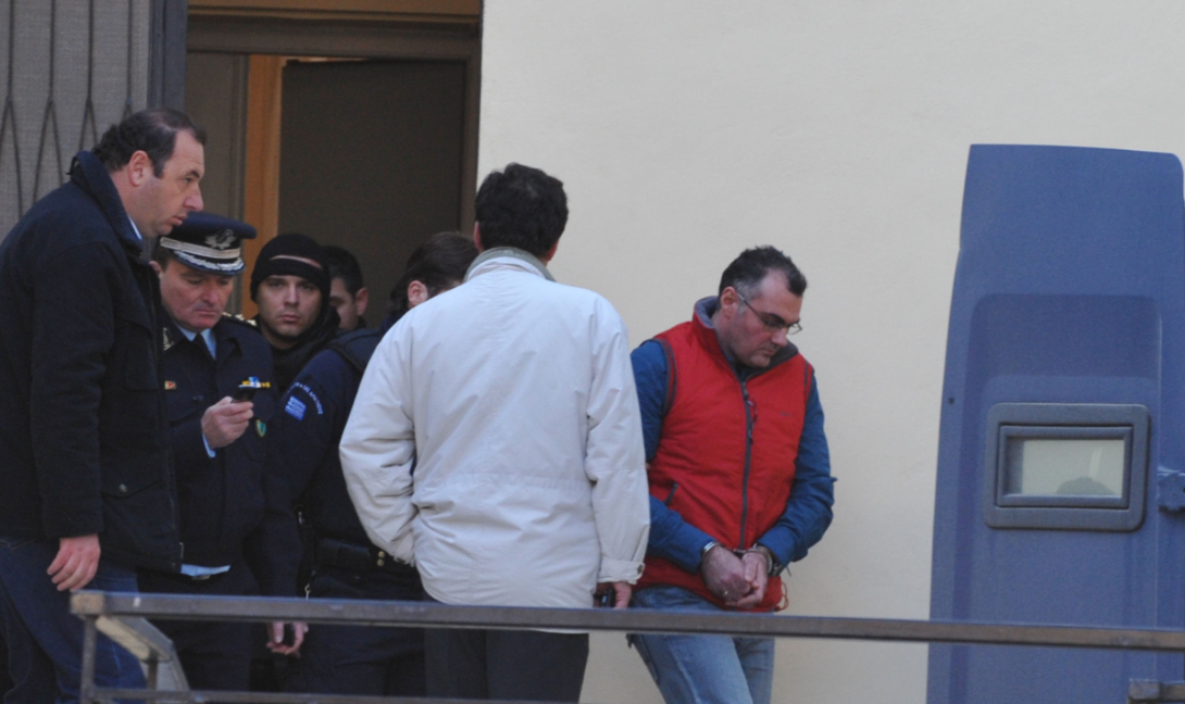 Λαμία: Ξεκίνησε και διεκόπη εκ νέου η δίκη Κορκονέα (βίντεο)