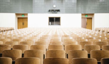 ΕΜΠ: Σοβαρή καταγγελία κατά του πρύτανη για φοιτήτριες
